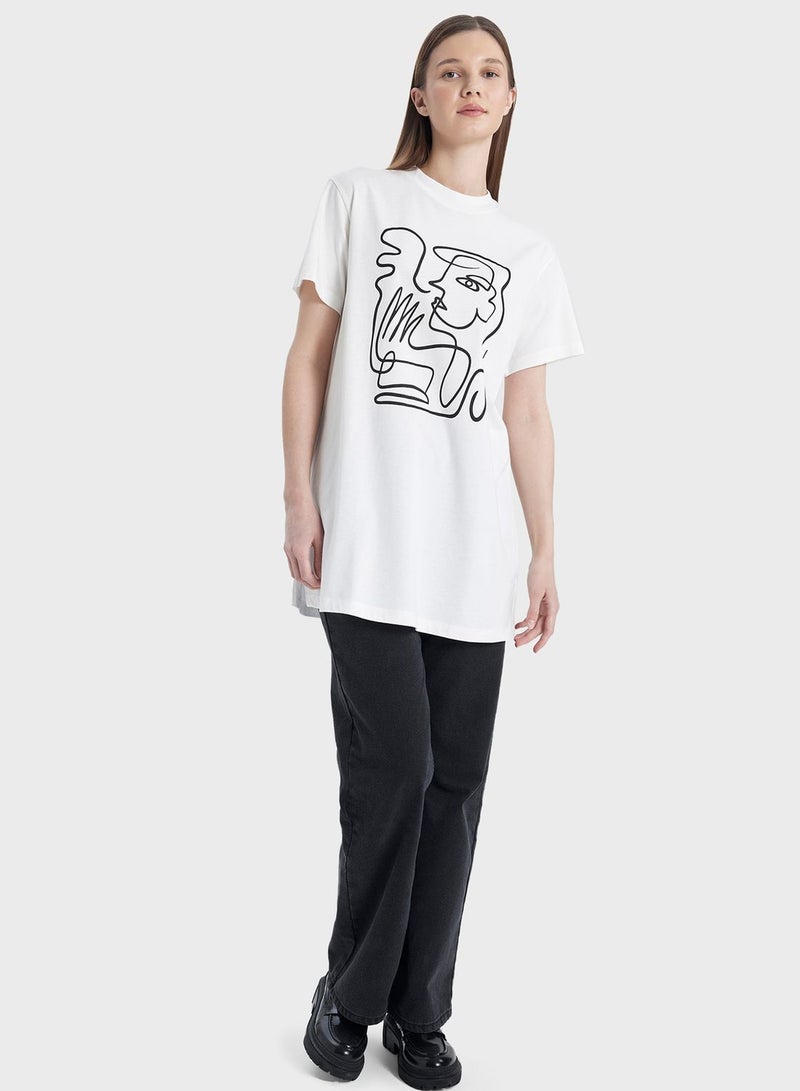 DeFacto Regular Fit Crew Neck Printed Short Sleeve Tunic - Image 4