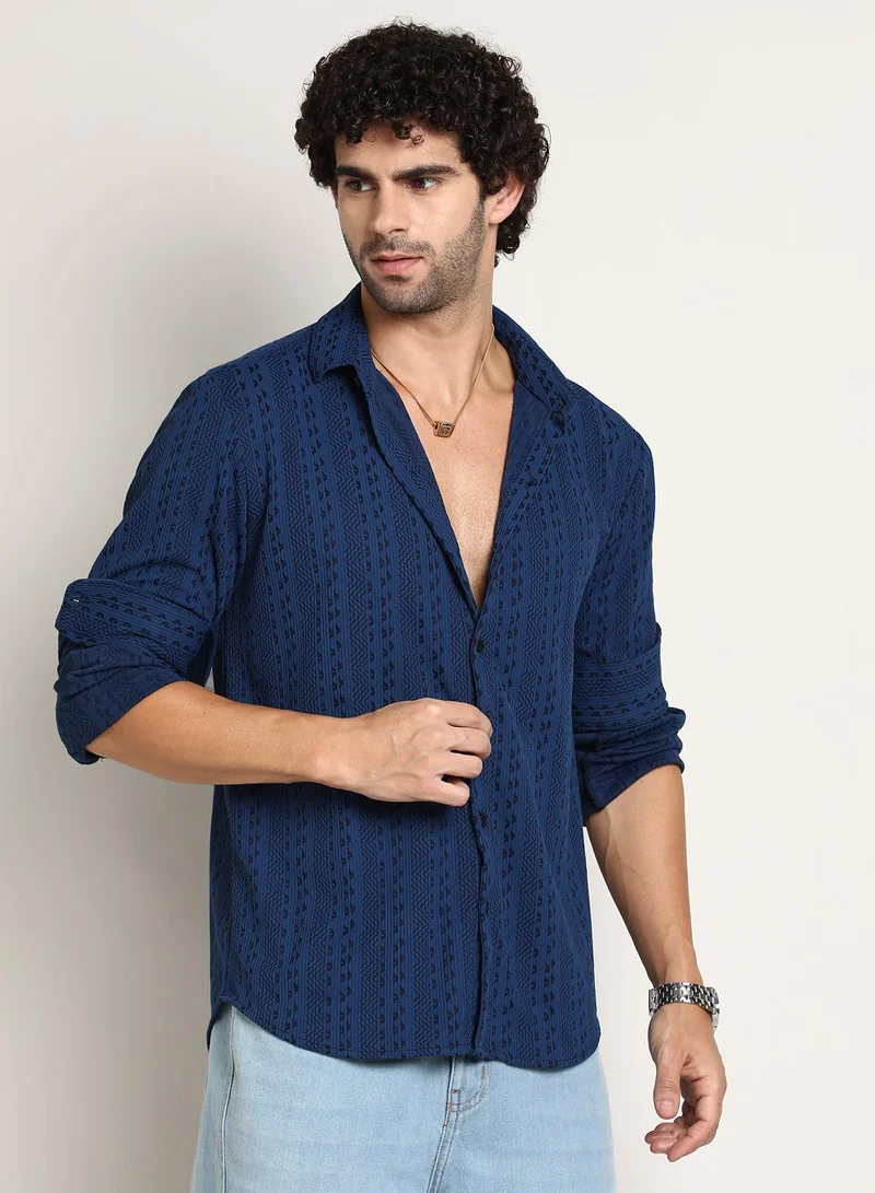 Campus Sutra Campus Sutra Men's Indigo Blue Chevron-Loop Shirt For Casual Wear | Mid-Rise | Regular Fit | Button Closure | Shirt Crafted With Comfort Fit For Everyday Wear