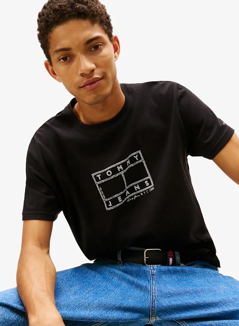 TOMMY JEANS  Regular Center Crew Neck T-Shirt for Men | Best Price UAE