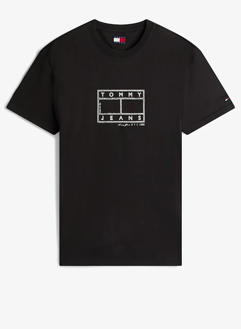 TOMMY JEANS  Regular Center Crew Neck T-Shirt for Men | Best Price UAE