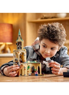 LEGO LEGO Harry Potter Hogwarts Courtyard: Sirius’s Rescue 76401 Building Kit (345 Pieces)  - Image 2