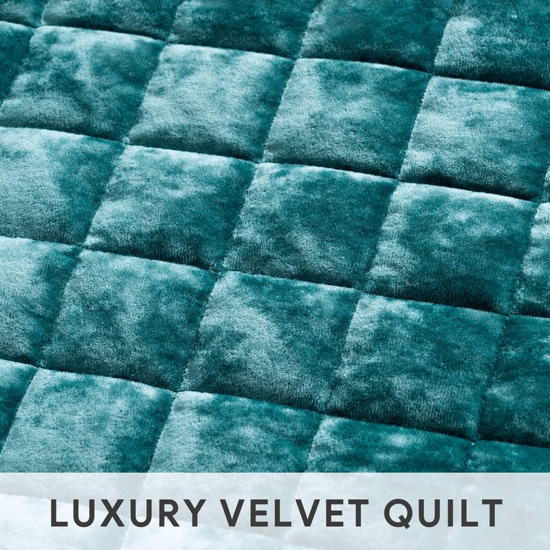 RECYCO Luxury Velvet Quilt Set Full Queen Size, Lightweight Velvet Comforter Set, Oversized Bedspread Coverlet Quilted Bedding Set, with 2 Matching Pillow Shams, for All Season, Teal - Image 5