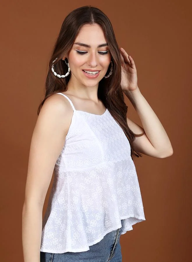 Vishudh Vishudh Women White Embroidered Crop Top