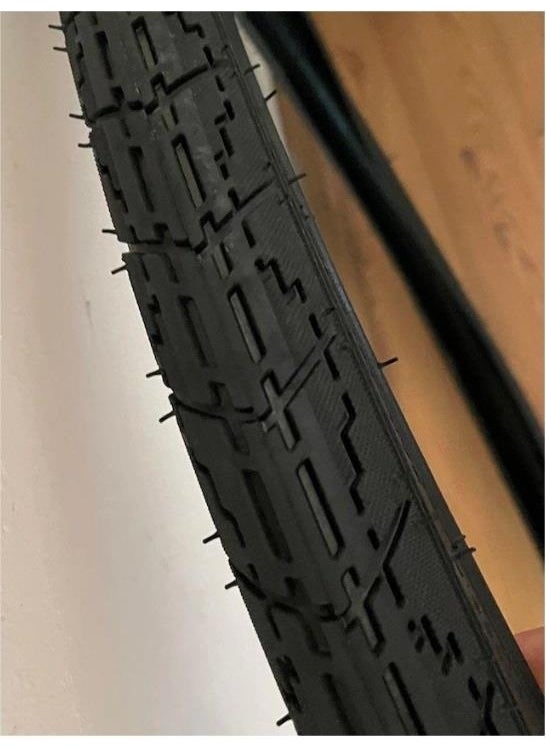 26X1.75 Tire - pzsku/Z347B8B33C790E145E00AZ/45/_/1737036949/5f373cb5-913d-4ed7-840a-01f6ad2f3f1e