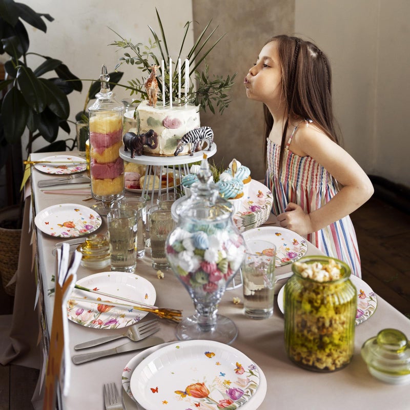 VEIZEDD 50Pcs Spring Flower Plates 10"" x 12""Oval Tulip Floral Paper Plates Heavy Duty Large Easter Butterfly Dinnerware for Bridal Baby Shower Spring Summer Tea Party Decoration - Image 4