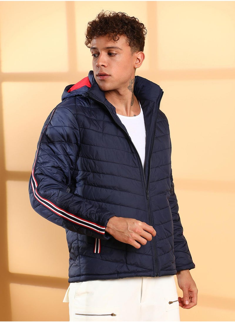 كامبوس سوترا Men's Dark Blue Quilted Puffer Jacket With Contrast Striped Sleeve  - Image 3