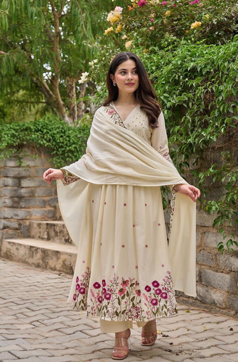 Shiv Textiles Women's Chanderi Silk Embroidered with Handwork Kurta Pant Dupatta Set(JD-SAHELI-Beige-M) - Image 3
