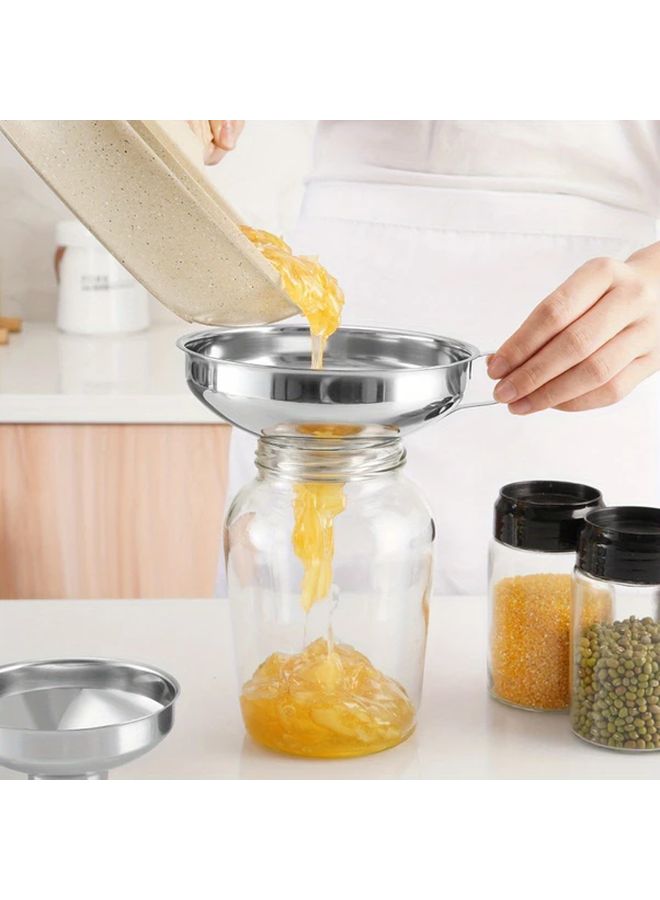 قُمع كبير من الفولاذ المقاوم للصدأ مع مصفاة فم واسعة لزيت المطبخ والحليب والصلصة - Image 5