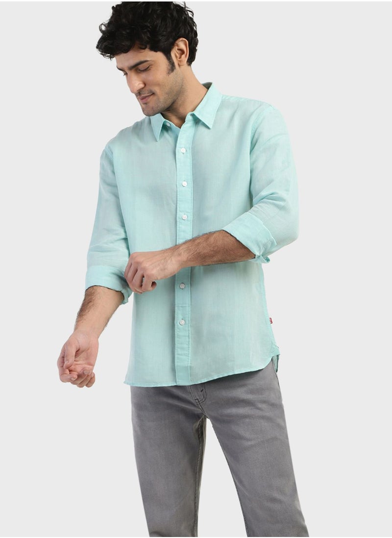 Levi's - Essential Regular Fit Shirt - Image 1