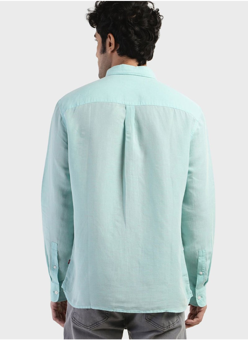 Levi's - Essential Regular Fit Shirt - Image 1