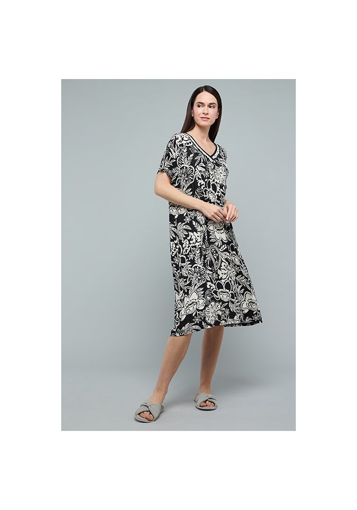 R&B Printed Nightdress with V-Neck and Short Sleeves - Image 4