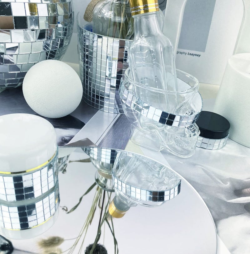 REDODECO مرآة زجاجية حقيقية فضية بلاط موزاييك ملصق للحرف مربعات زجاجية ذاتية اللصق، 5 مم × 5 مم (فضي، 2400 قطعة) - Image 4