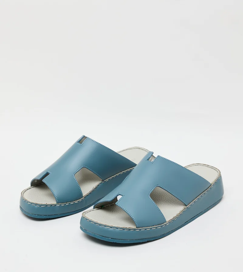 STEVE MADDEN  Boys Arabic Sandals Light Blue Boys Sandals for Men | Best Price UAE