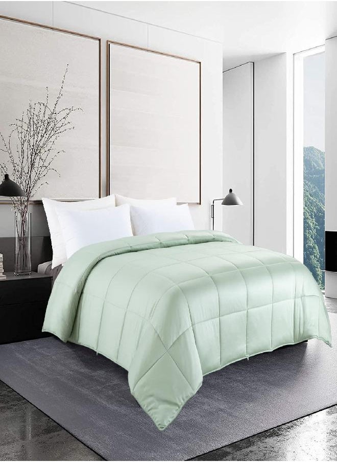 HOMBYS - HOMBYS Lightweight Cooling Viscose from Bamboo King Size Comforter Down Alternative Duvet Insert, 100% Viscose Made from Bamboo, All Season Soft Sage Green Comforter for Hot Sleepers - Image 1