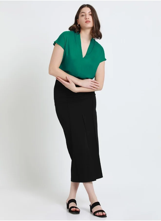 دينيس لينغو Regular Fit Green Viscose Moss Top V-Neck