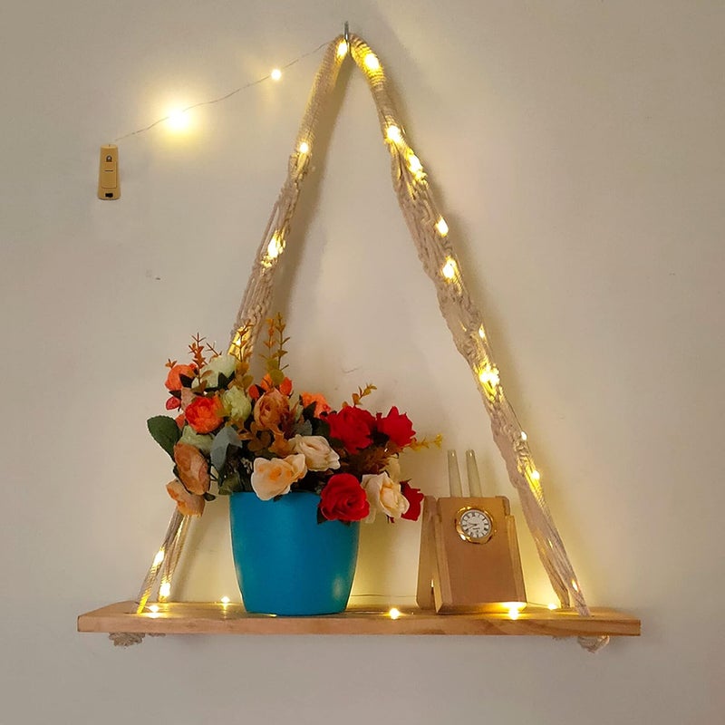 vah رف حائط معلق من الخشب بتصميم ماكرامي بوهيمي مع إضاءة LED (بني فاتح) - Image 1