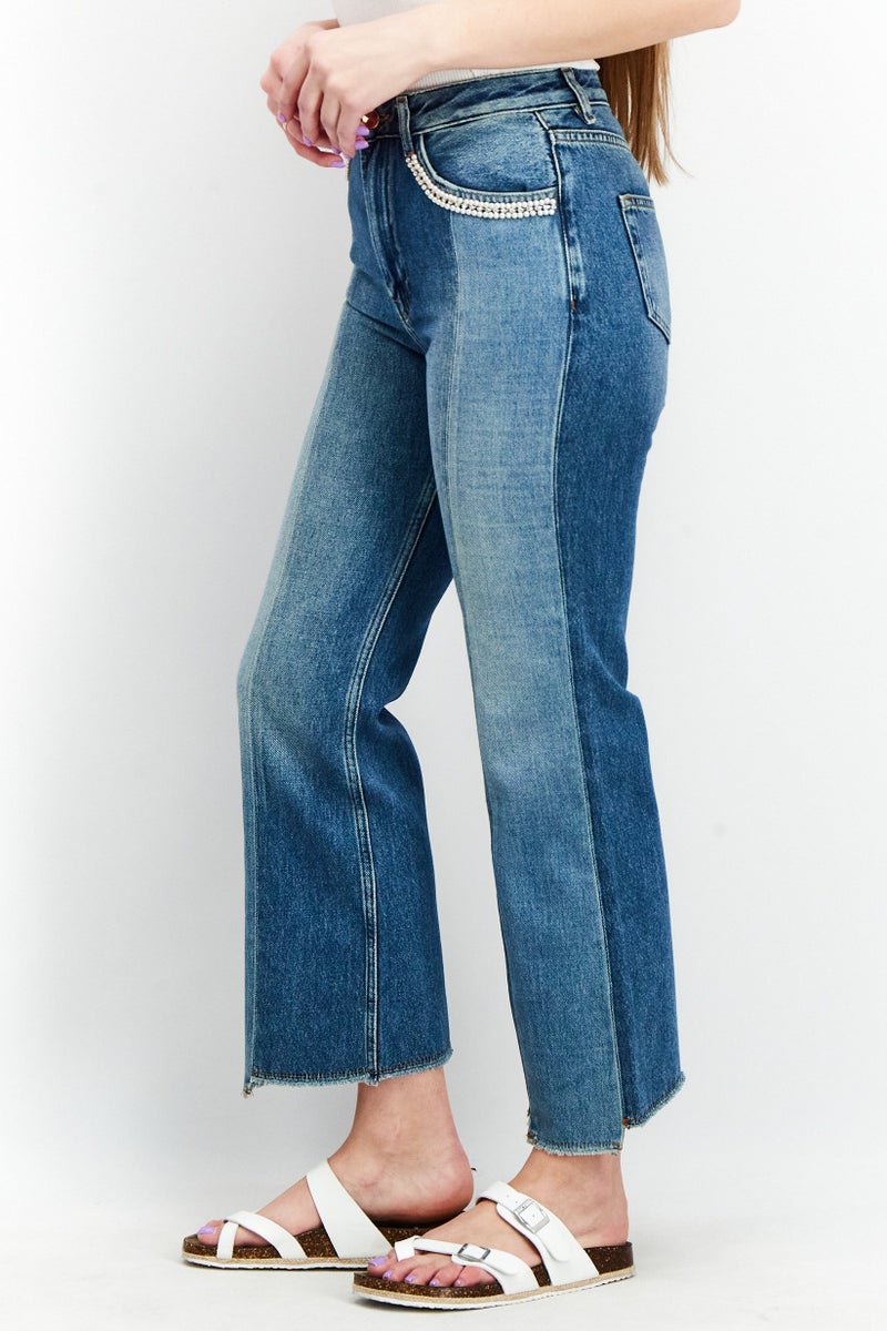 TWINSET Women Regular Fit Beaded Non Stretch Denim Jeans, Blue Wash - Image 4
