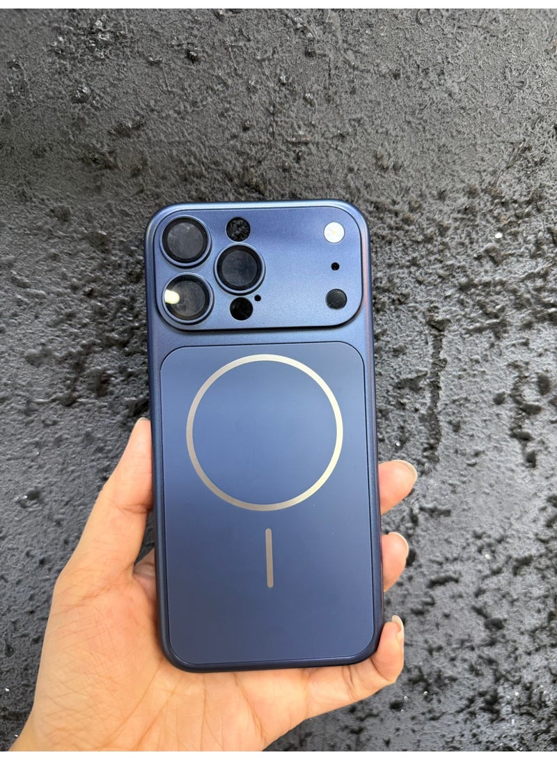 Stylish and modern iPhone 13 Pro Max case - Image 1