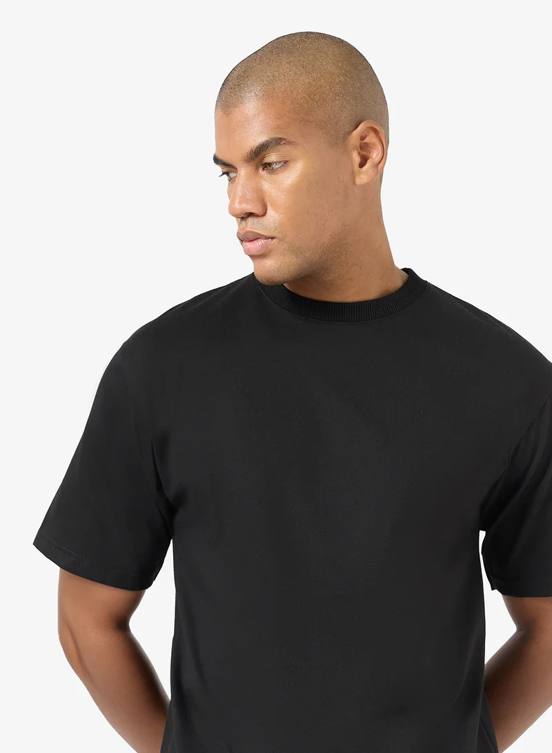 Seventy Five Basics BLACK Oversized Drop Shoulder 220Gsm T-Shirt for Men | Best Price UAE