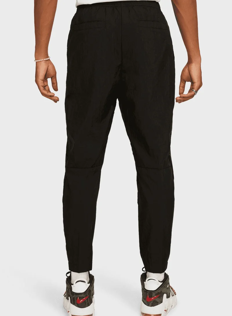 Nike Club Woven Lightweight Pants