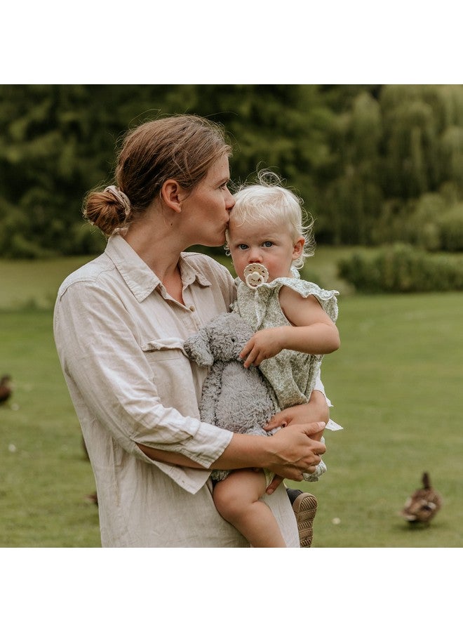 فريج لهاية فريغ أندرسن فيريتايل للأطفال من المطاط الطبيعي | صُنع في الدنمارك | خالية من مادة BPA (لون كريمي/أحمر خدود، من 0 إلى 6 أشهر) - Image 3