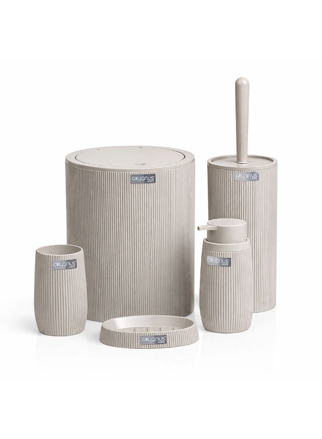 اوكانيوس  طقم إكسسوارات حمام بيلا مكوّن من 5 قطع – تصميم عصري مضلّع مع لمسات بلاستيكية – طقم حمام متين وسهل التنظيف مع سلة مهملات وموزّع صابون وفرشاة مرحاض (بيج) - Image 1