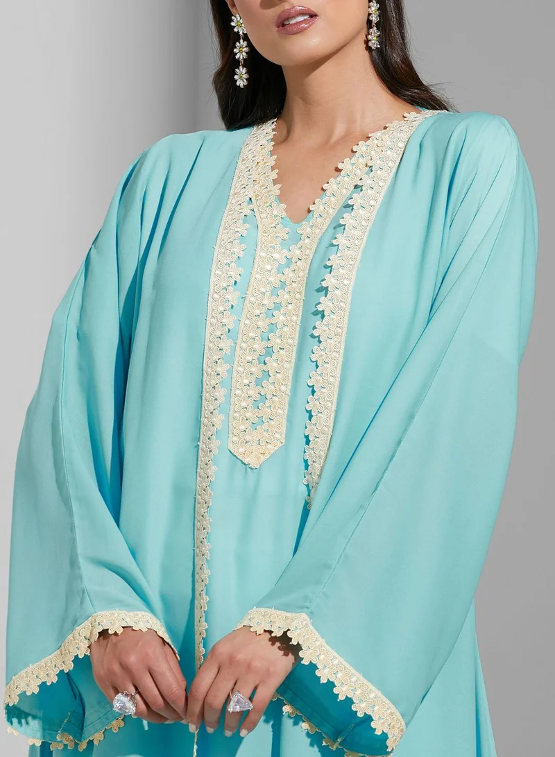 SINOIR V-Neck Lace Detail Abaya