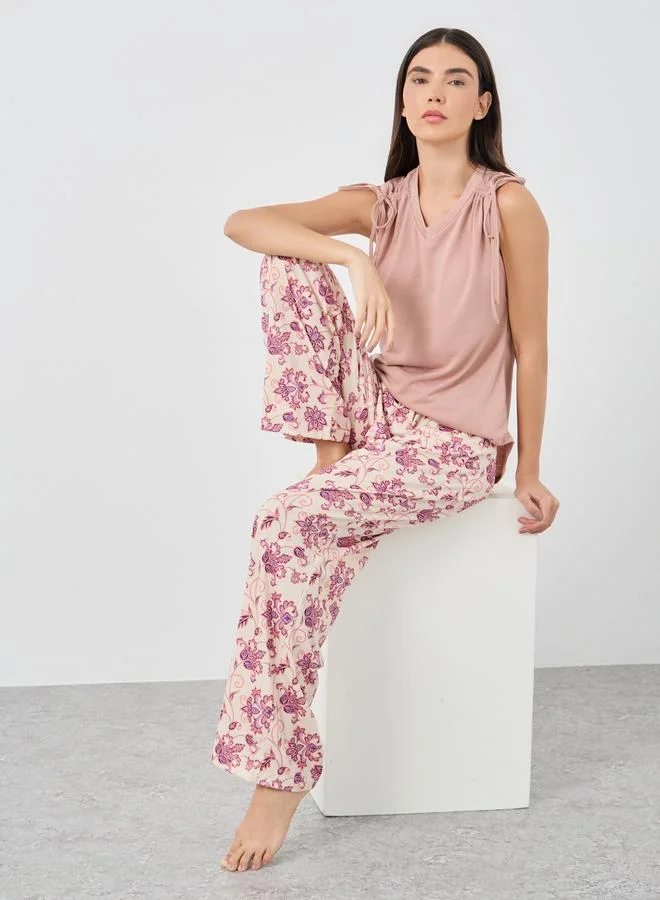 ستايلي Styli V Neck Ruched Shoulder Tank and Floral Pyjama Set