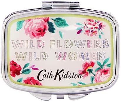 Cath Kidston مرآة مضغوطة لبلسم الشفاه من كاث كيدستون 6 جرام في علبة عرض مع زبدة الشيا بحجم السفر هدية عيد ميلاد وجمال لها صديقة للحيوانات وملائمة للنباتيين مجموعة الزهور البرية والنساء الجريئات - Image 2