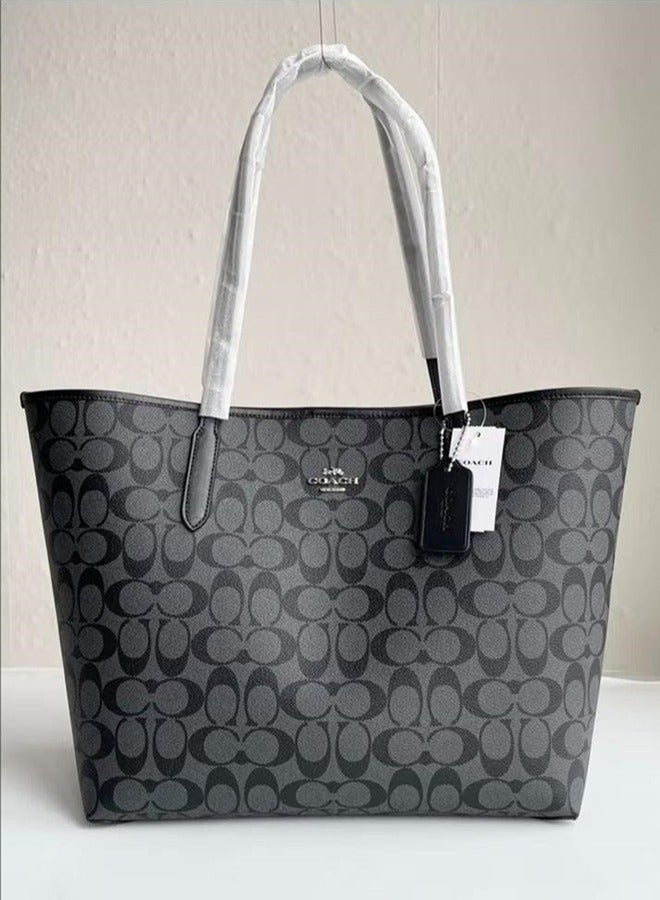 coachoutlet City Tote Bag In Signature Canvas - Image 1