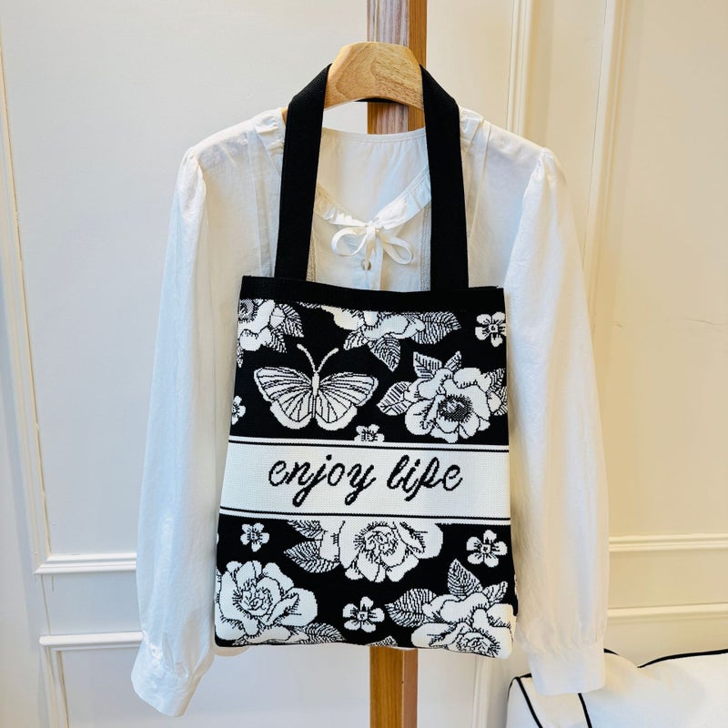 Niche Simple Retro Knitted Handbag Women'S Shoulder Bag Women'S Travel New Large Capacity Magnetic Buckle Ethnic Style Bag - Image 1