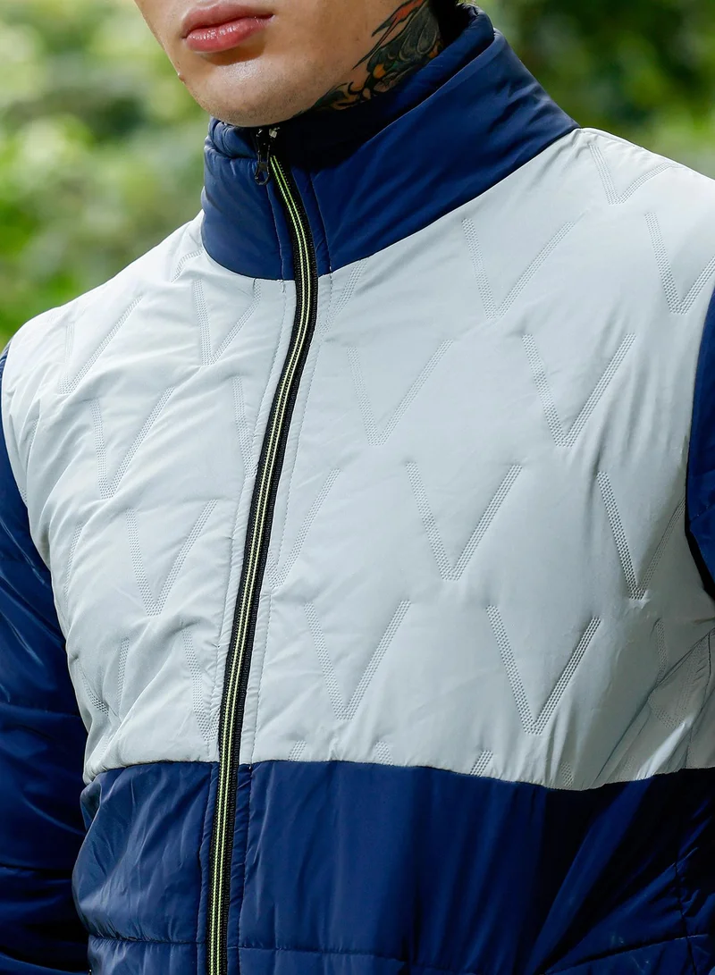 Campus Sutra Men's Bar-Quilted Block Puffer Jacket | Stand Collar , Long Regular Sleeves , Zipper Closure , Straight Hem | Colourblock Woven Quilted For Casual & Daily | Navy Blue & Coin Grey