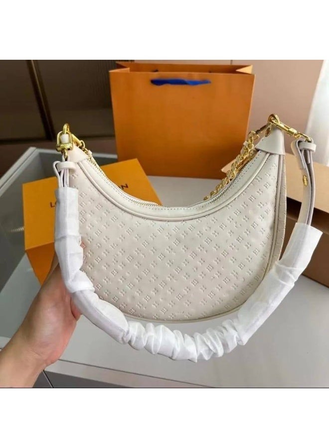 لويس فويتون حقيبة كتف صغيرة بيضاء منقوشة من لويس فويتون - سلسلة ذهبية ومقبض علوي - Image 2