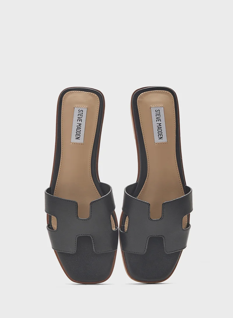 STEVE MADDEN Hadyn Multi Strap Flat Sandals