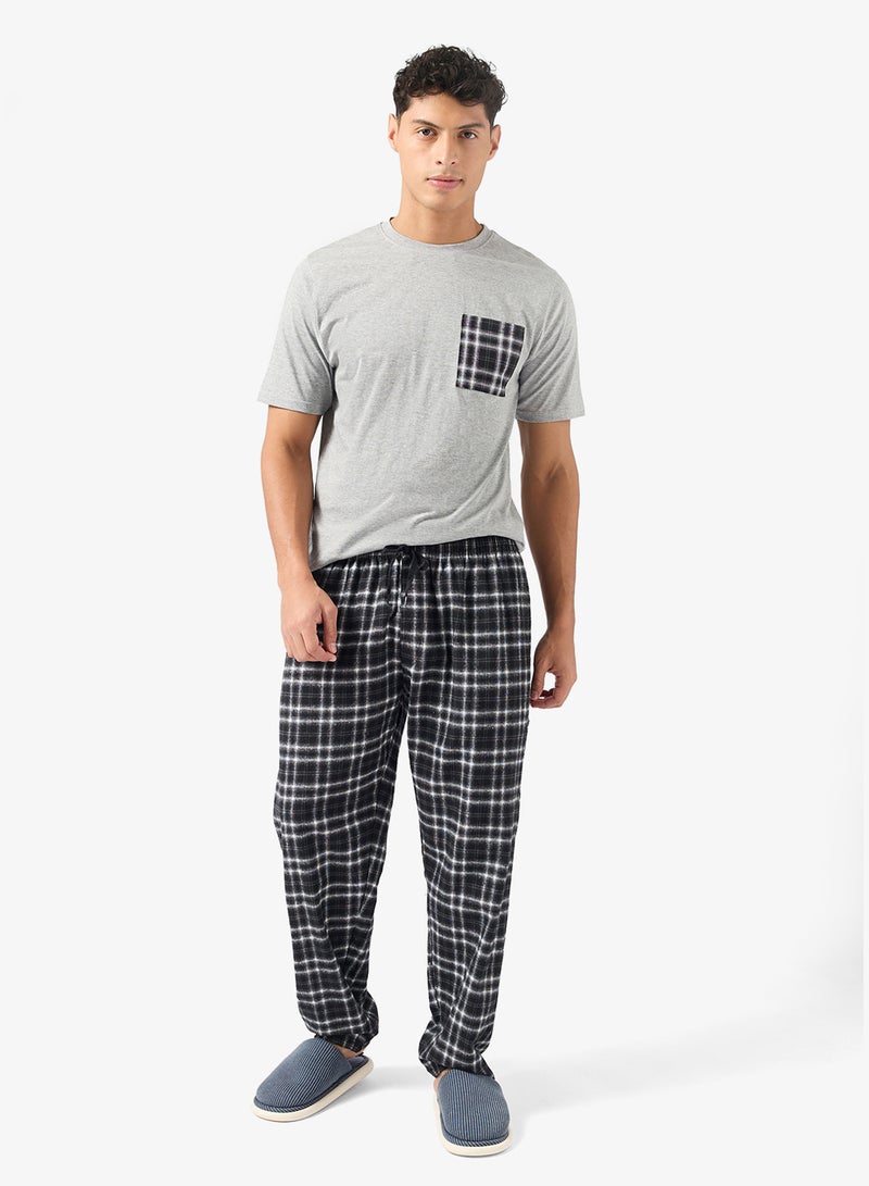 روبرت وود طقم بيجامة تي شيرت وبنطلون - Image 1