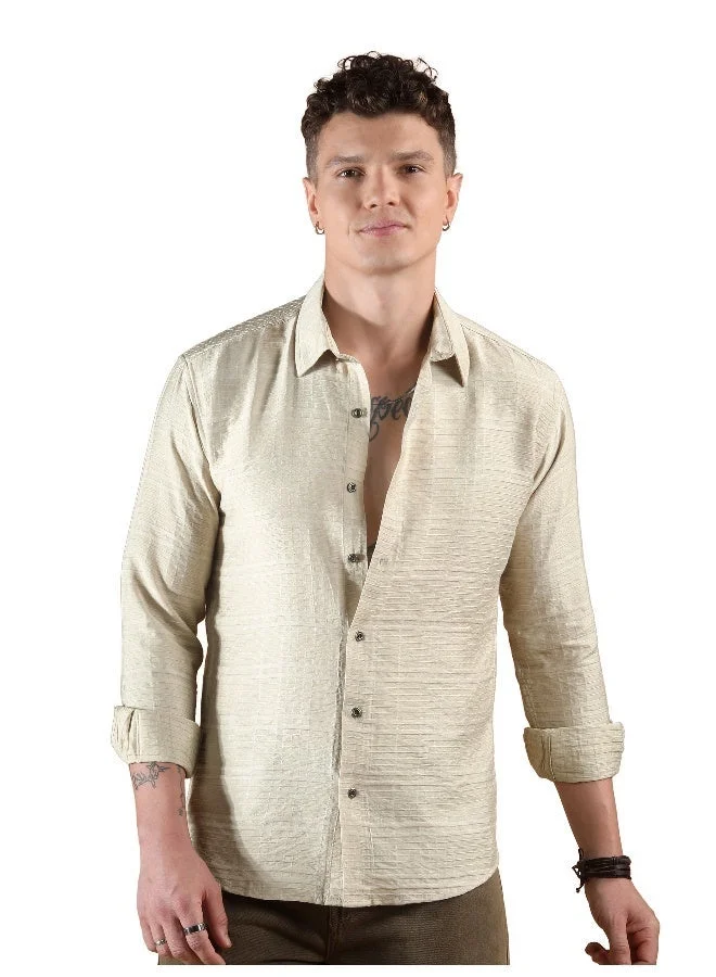 بيونغ قميص كاروهات بيج بنقوش بارزة