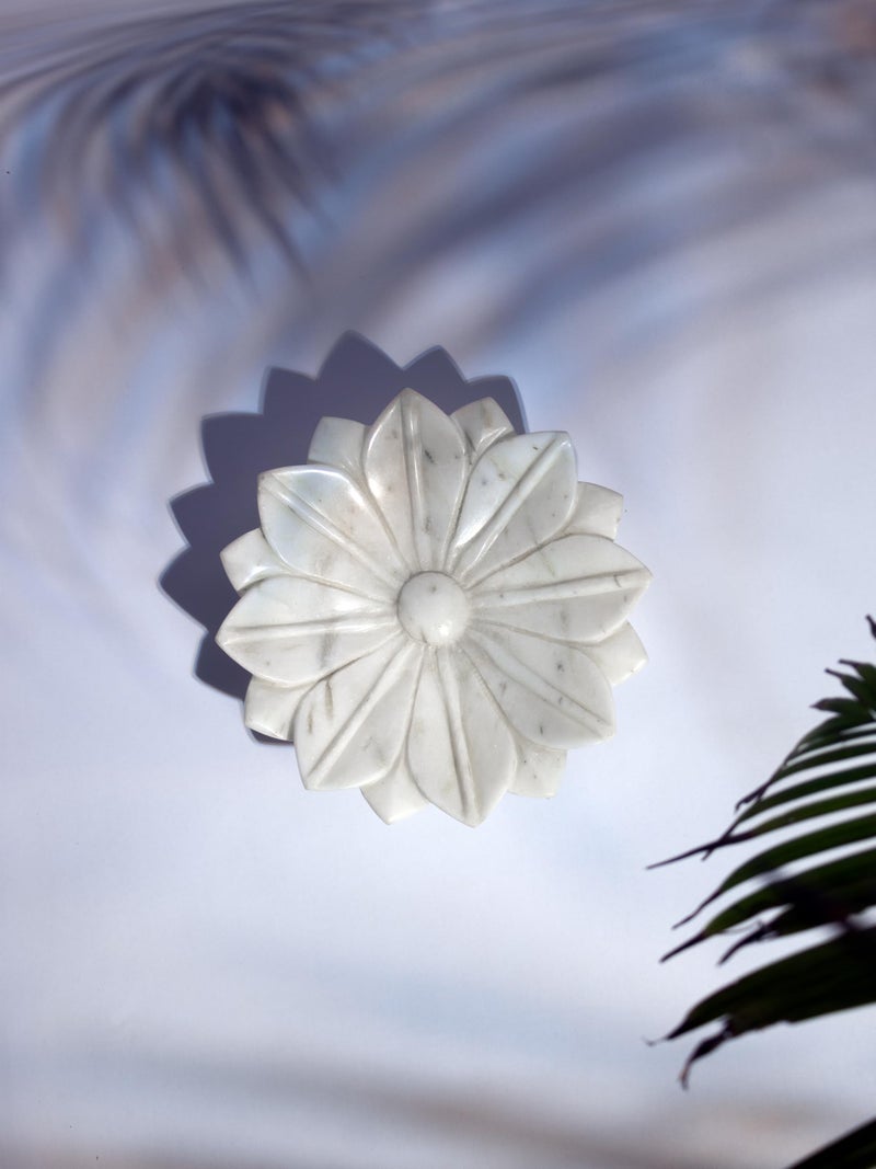 MARBIQUE 9 inch Marble Lotus Plate for Home Decor (Polished) Marble Decorative Platter (White) Premium Handicrafted Marble - Image 1