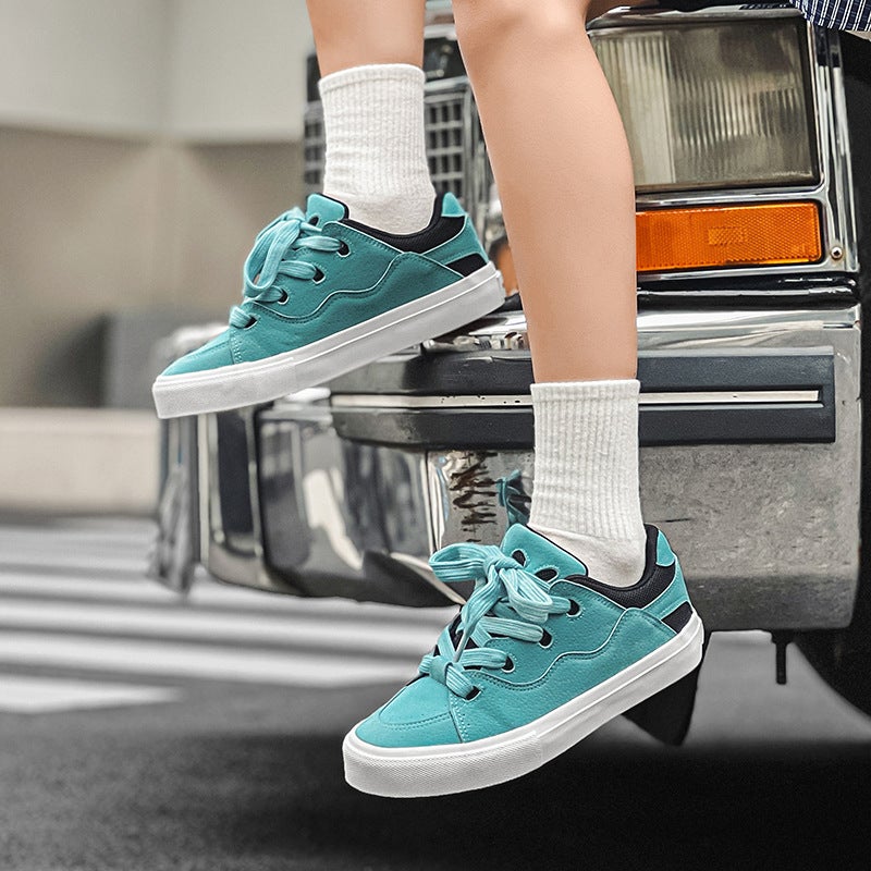 2026 Spring New Skateboard Shoes for Couples, Thick-Soled Loafers in Lake Blue and White Suede, Retro Casual Shoes for Men and Women - Image 5