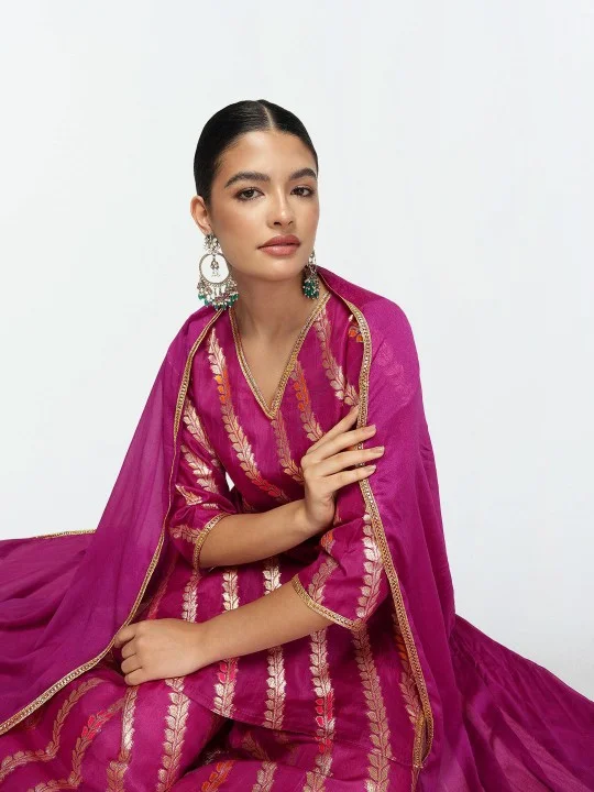 ISHIN Women'S Purple Nylon Blend Embellished Tunic Full Length Palazzo Straight Fit Kurta Set