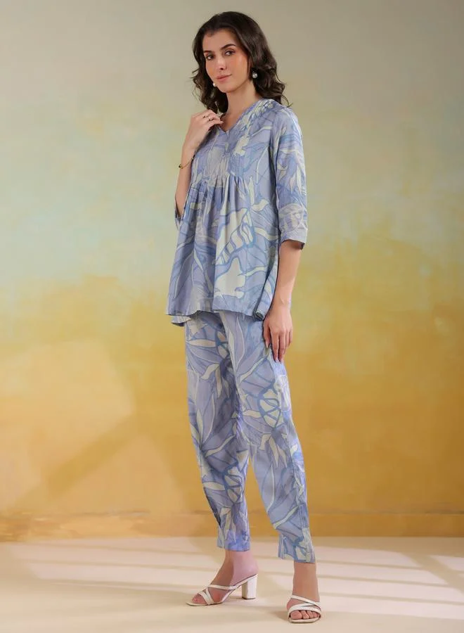 sanskrutihomes Sanskrutihomes All-Over Print V Neck Tunic and Trousers Co-Ords
