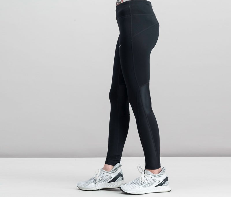 Nike  leggings جري نسائية قوية، سوداء - Image 2