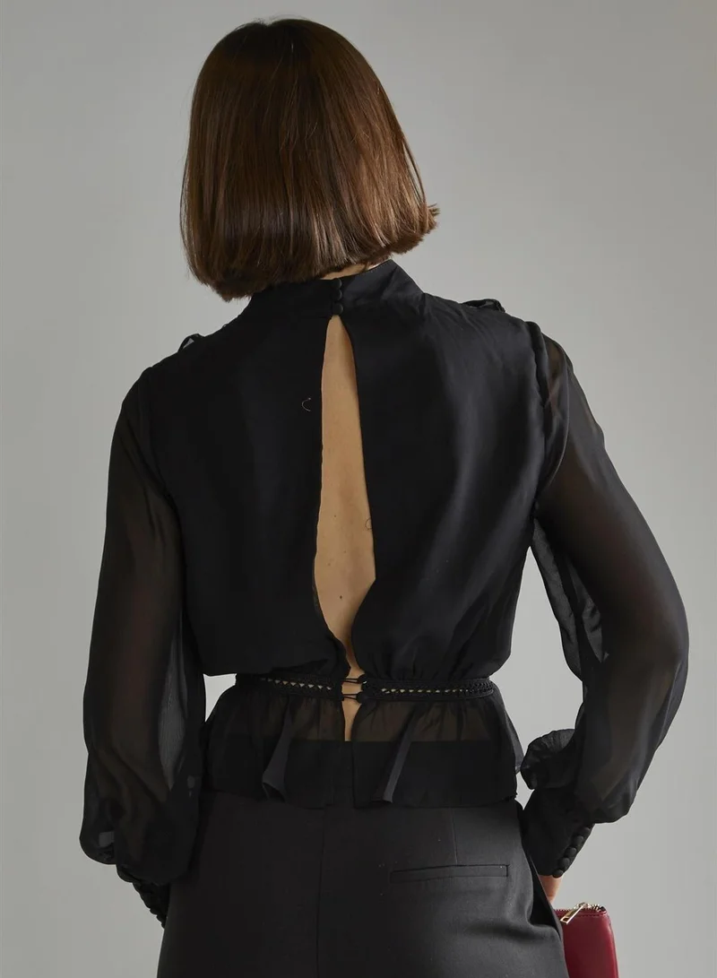 ترو ديكادينس Annika Black Ruffle Detail High Neck Blouse