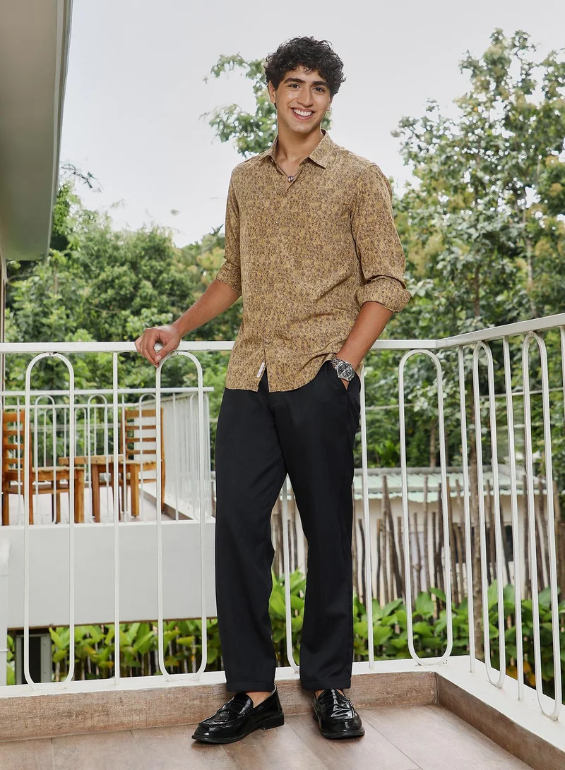 كامبوس سوترا قميص رجالي بنقش أزهار من كامبس سوترا