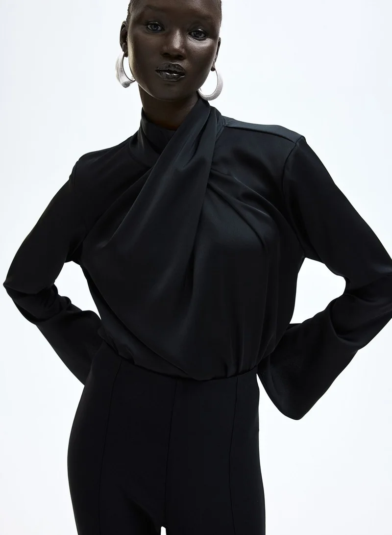 H&M Ruched Detail Top