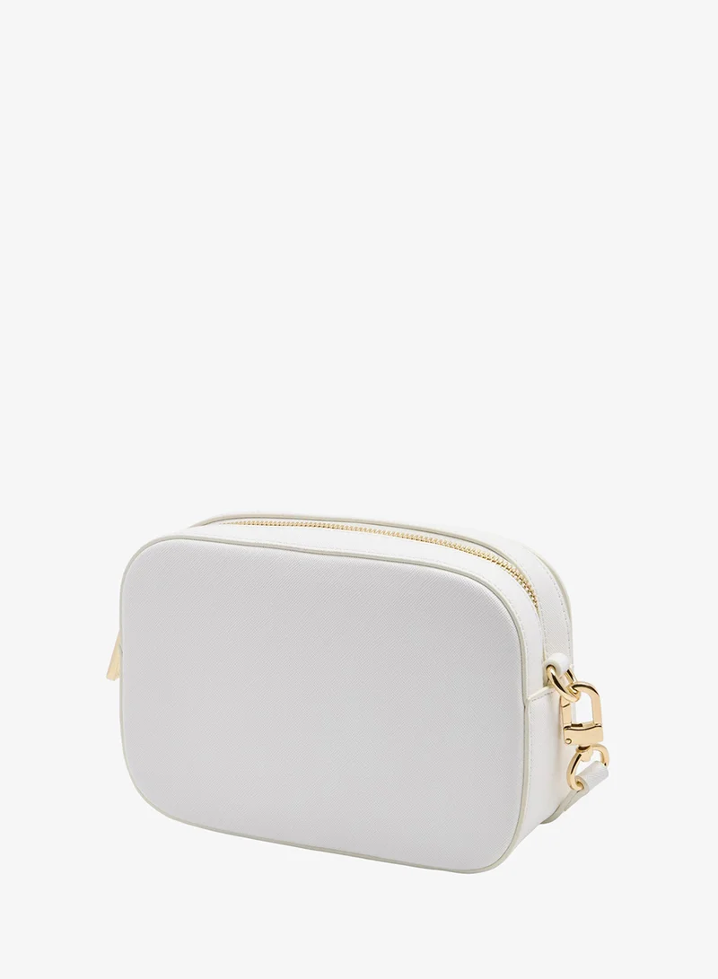 كيارا فيراغني بي-إس بيبي إف