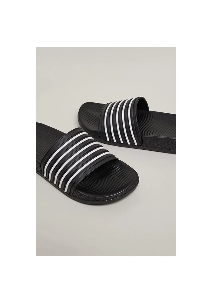 أر أند بي Striped Slides