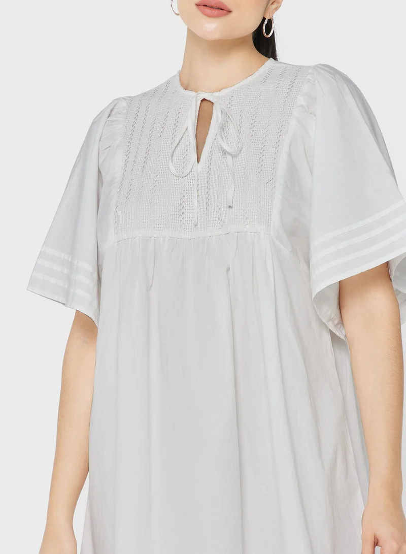 VERO MODA Keyhole Neck Tie Detail Dress