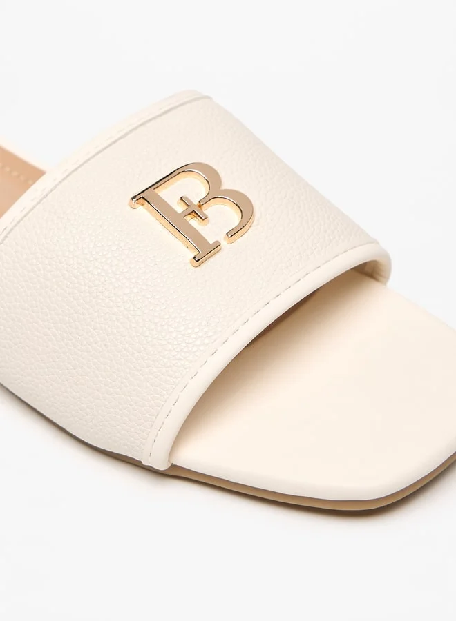 فلورا بيلا من شو إكسبرس Logo Accent Slip-On Sandals