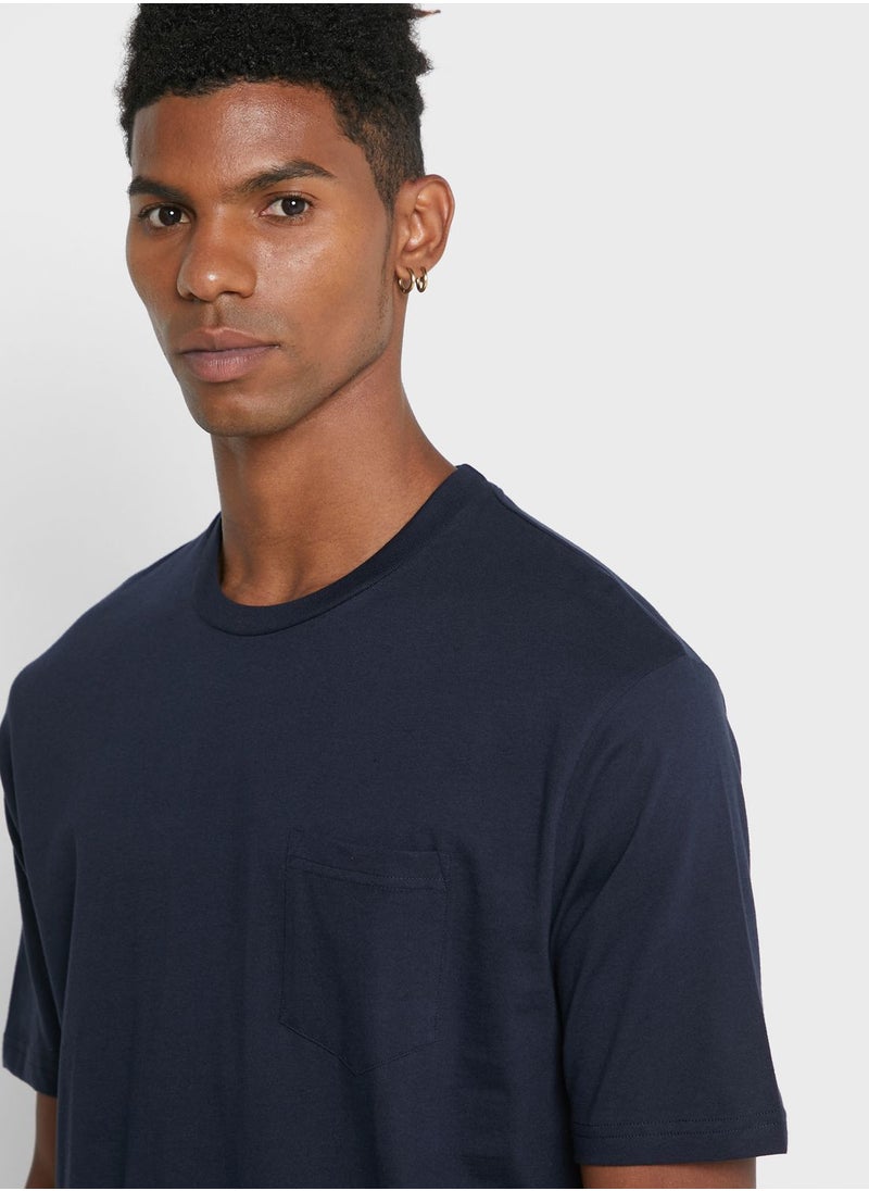 Seventy Five Basics Pocket Crew Neck T-Shirt  - Image 3