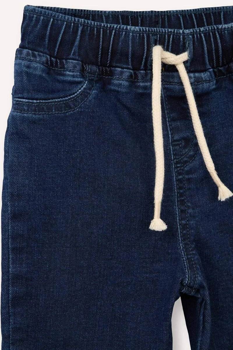 ديفاكتو Boy Straight Fit Ripped Detail Straight Leg Jeans